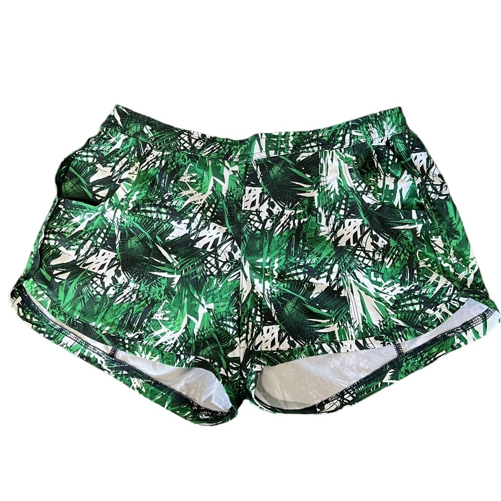 Athleta Green Palm 4" Short Osprey Gym Yoga Beach